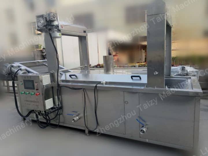 Industrial fryer machine (4-meter belt length) 1